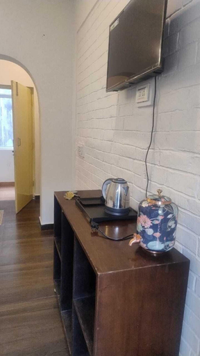 Room 4, Hotel Aviral Ganga, Garhwal