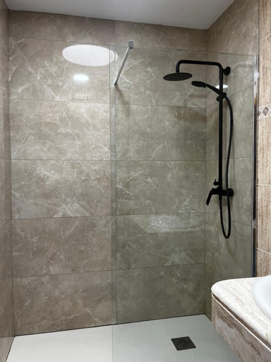 Bathroom 3, Hotel Balisa, Almería