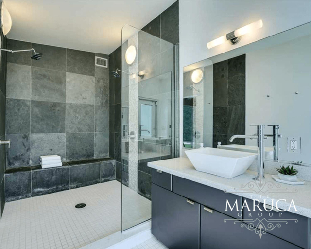 Bathroom 4, Villa Finola, Riverside