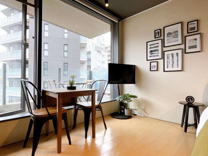 Facilities 2, EstLargo Meguro, Meguro