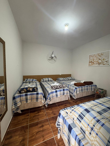 Bedroom 2, FAMILIA CHARLEAUX, Aparecida