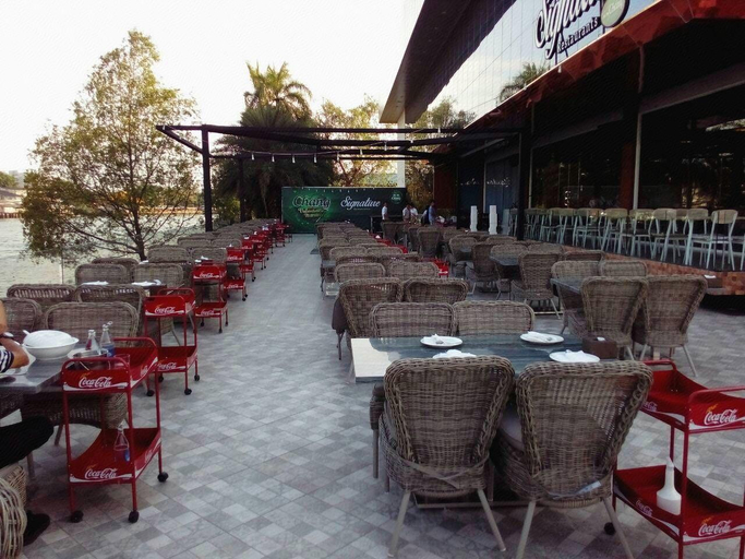 Food & Drinks 4, CBD 2 Hotel, Muang Surat Thani
