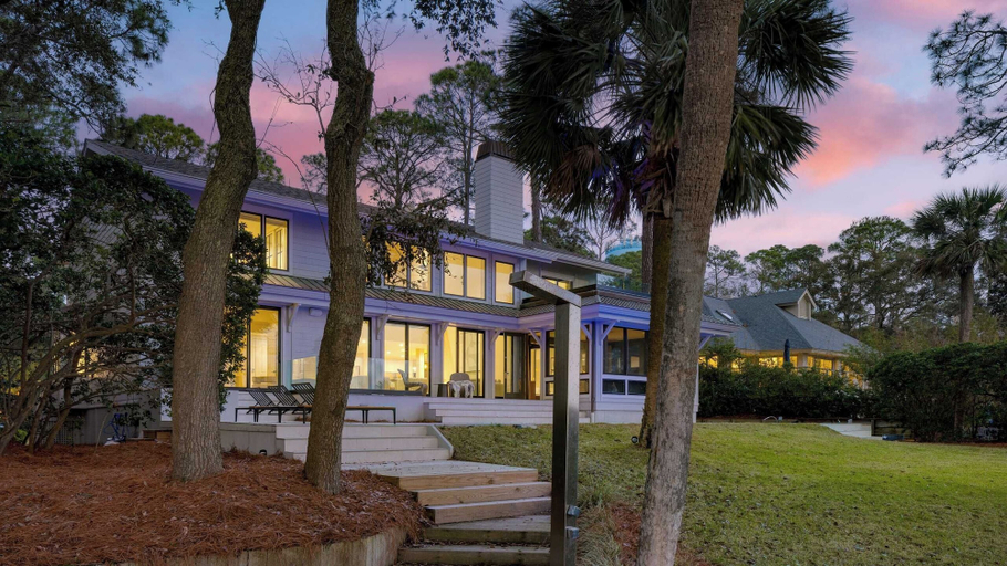 Exterior & Views 2, South Beach Serenity by Avantstay Private Pool + Beach Access, Beaufort
