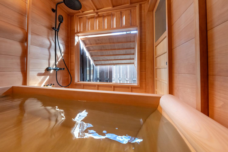 Bathroom 5, Ryokan Okutsusou, Kagamino