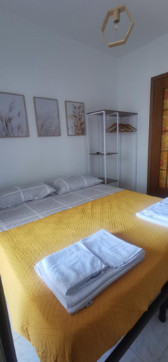 Others 2, B&B Civico 51, Messina
