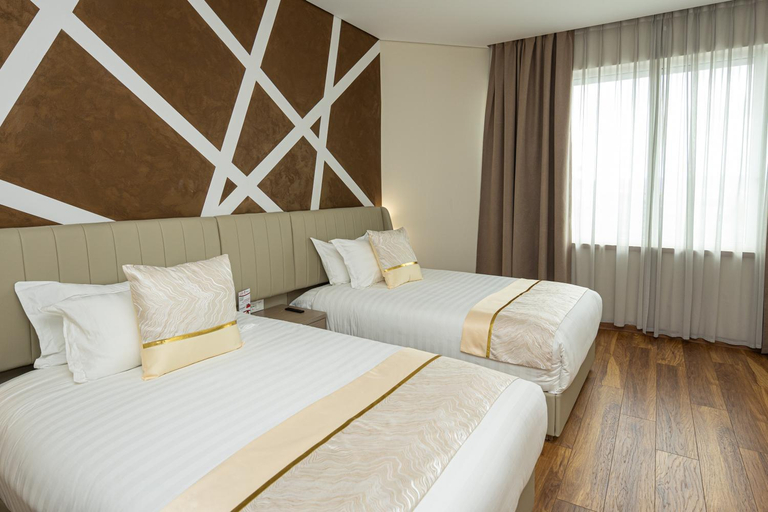 Bedroom 2, Sky Hotel Tirana, Tiranës