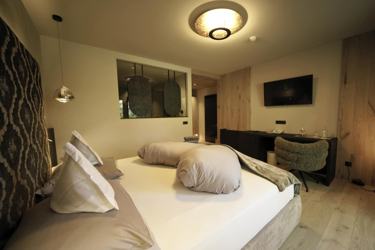 Bedroom 3, Hotel Rosa Eco Alpine Spa, Bolzano