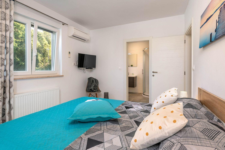 Bedroom, Holiday Home in Prodol with Private Pool, Marčana
