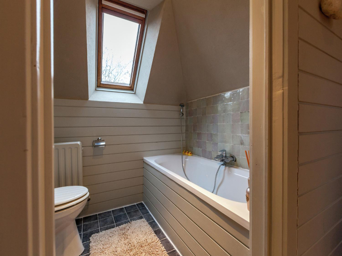 Bathroom 3, Aesthetic Coastal Villa in Koksijde, West-Vlaanderen