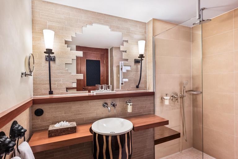 Bathroom 4, Lindner Park-Hotel Hagenbeck, Hamburg