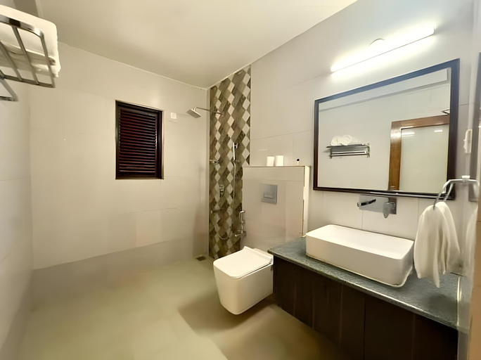 Bathroom 3, Baga Beach Villa, North Goa