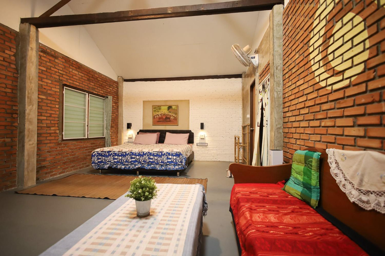 Bedroom 2, Aum Hum Homestay, Fang