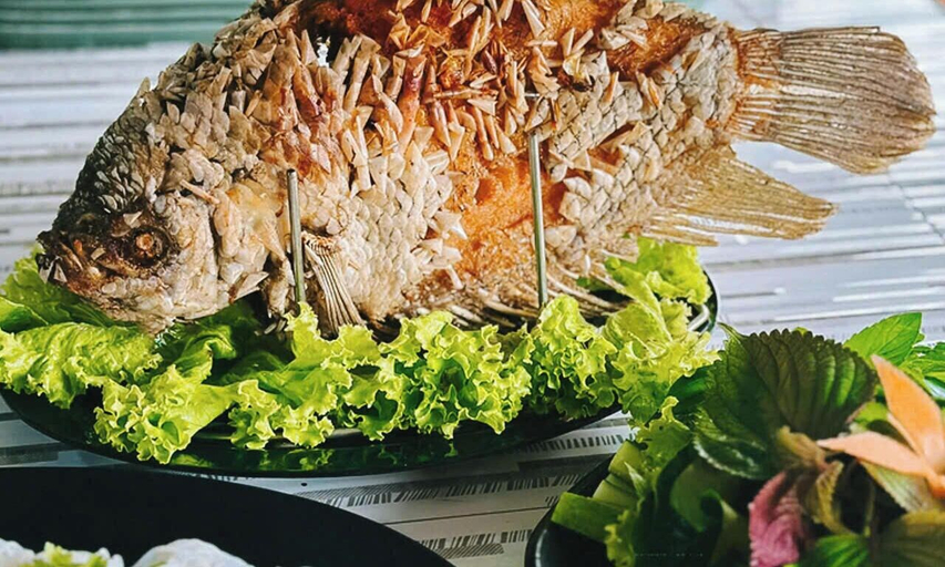 Breakfast meal, Lang du lich sinh thai da noi, Phong Điền