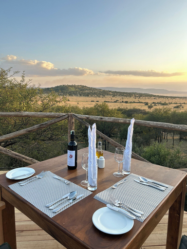 Couples dining 5, KumbuKumbu Luxury Tented Camp, Serengeti