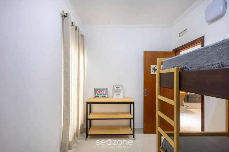 Interior 2, 3BR House w/ BBQ & Garage 850m Beach Rdo0025, Piçarras