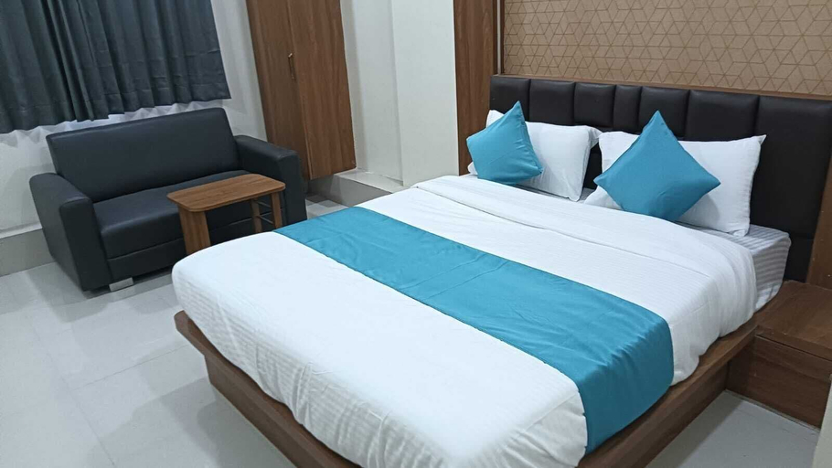 Room 3, Hotel Empire, Valsad