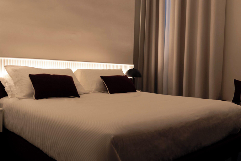 Others 5, Adaram Suites, Napoli