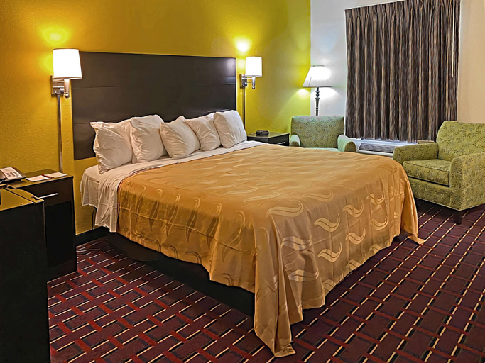 Bedroom 3, Quality Inn Henderson I-85, Vance