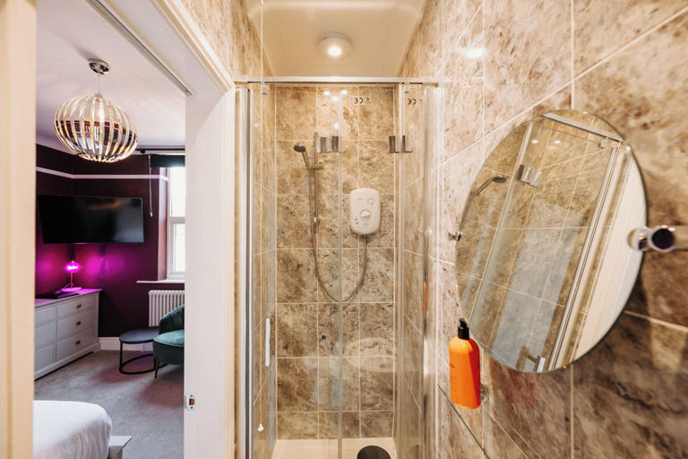 Bathroom 4, Unique Shrewsbury Rooms, Shropshire