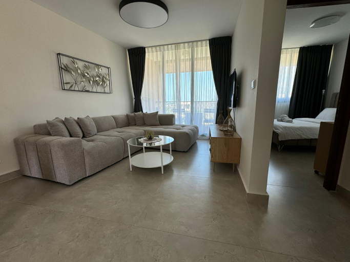 Others 3, Dream Suite Caesarea