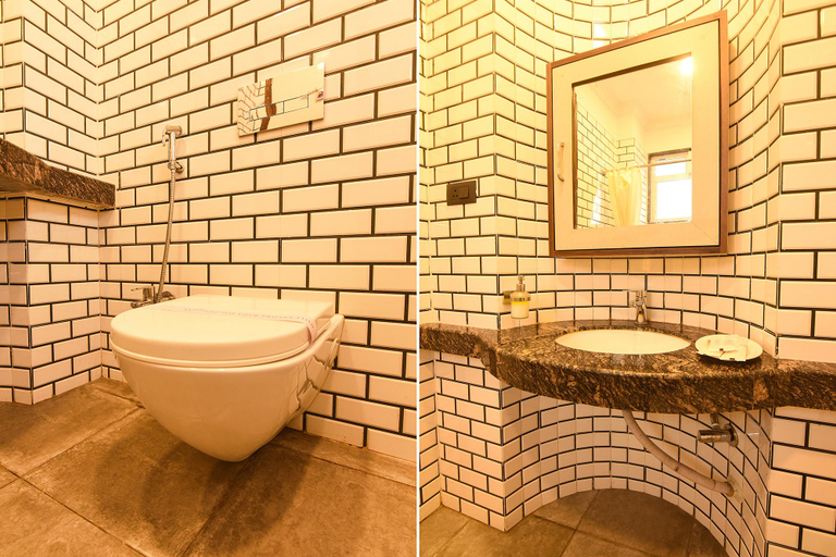 Bathroom 4, FabHotel Prime Tiyara Inn - Sectory II, Bidhannagar, North 24 Parganas