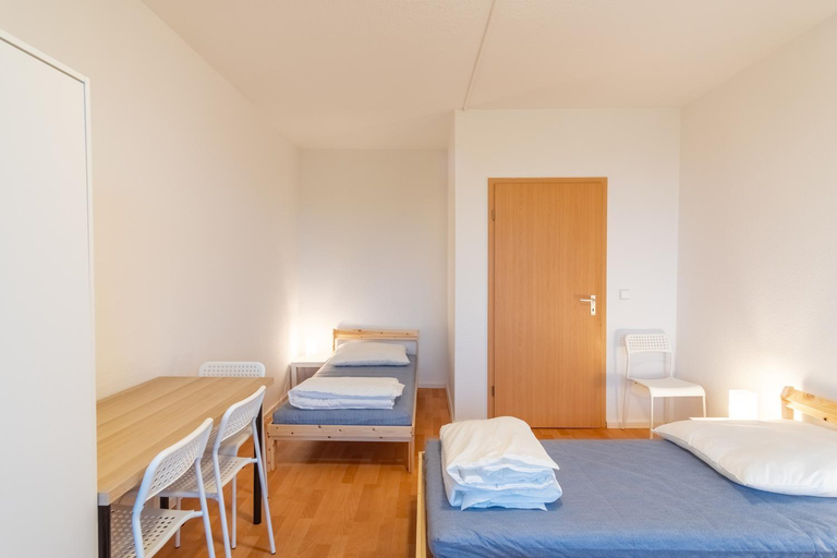 Others 3, 1-5 Zimmer Wohnungen, Einzelbetten, Magdeburg
