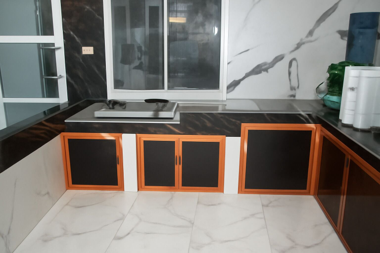 Shared kitchen 5, Luxe5 Inn Hj Hasnah Hasan, Central Aceh