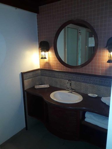 Bathroom 4, Balaram Palace Resort, Banas Kantha