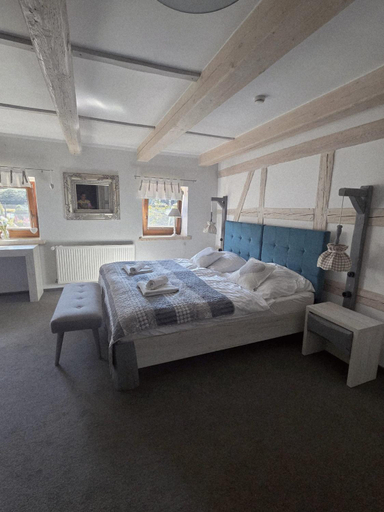 Bedroom 2, Nowa Prowansja, Złotoryja