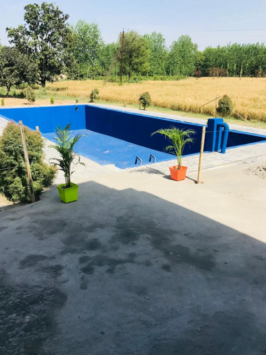 Pool 4, Hotel Break Point, Saharanpur