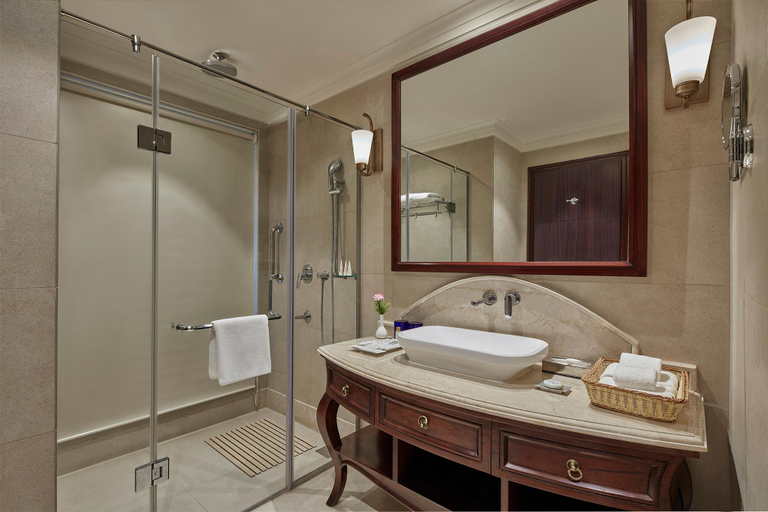 Bathroom 5, Fortune Select Forest Hill, Kasauli - Member ITC Hotels' Group, Solan