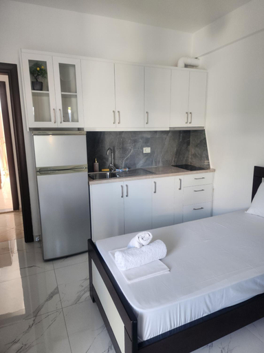 Others 5, Apartament Luani, Sarandës