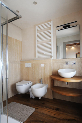 Bathroom 4, Casa Tormena, Treviso