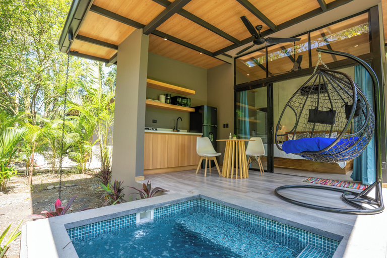 Pool 2, Mira Bungalow, Talamanca