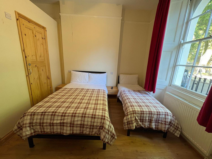 Bedroom 4, Belgrove Hotel Annexe, London