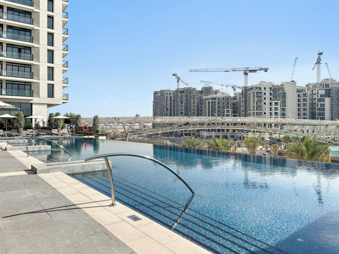 Pool 5, 1BR Skyline Views Dubai Creek Harbour, Dubai