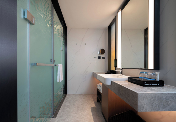 Bathroom sink, Hampton by Hilton Zhangjiajie National Forest Park, Zhangjiajie