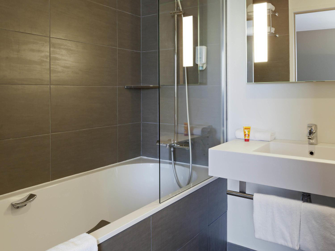 Bathroom 4, Ibis Styles Rennes Saint Gregoire, Ille-et-Vilaine