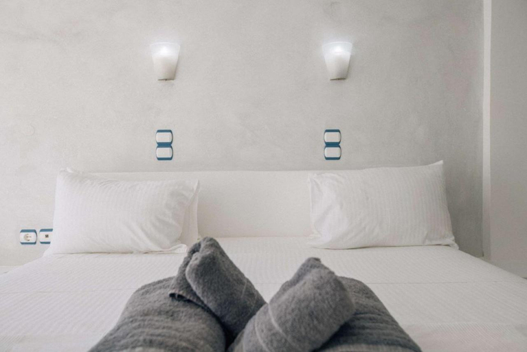 Bedroom 2, Lagada Beach Hotel, South Aegean