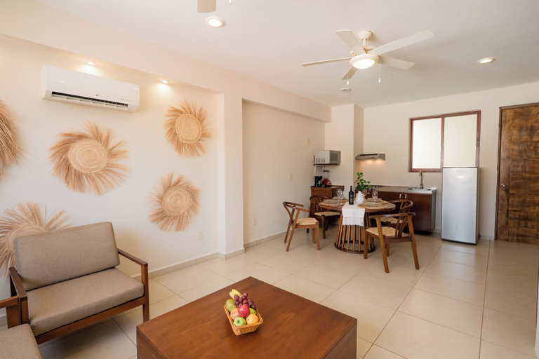 Others 5, Suites La Playa, Dist. Pochutla