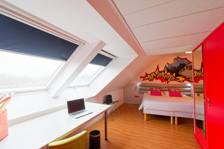 Bedroom 2, ibis Styles Saint-Brieuc Gare Centre, Côtes-d'Armor