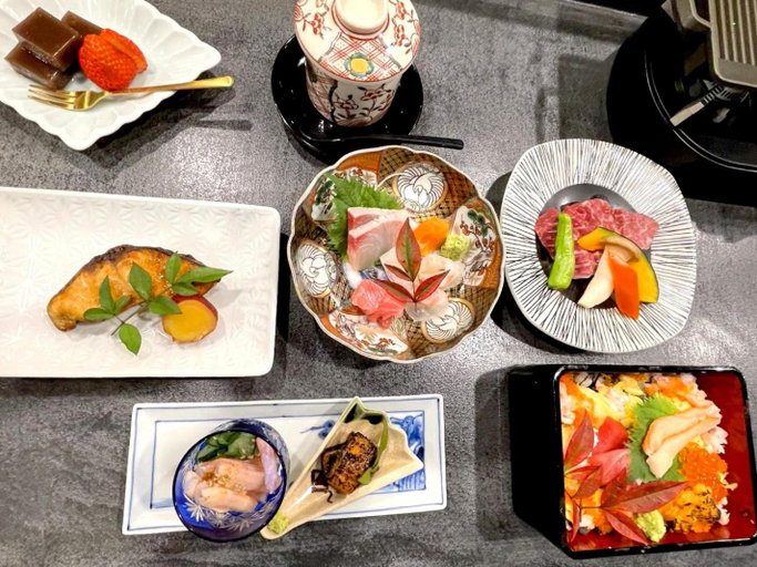 Food & Drinks 2, Hotel 4CROWNS-PREMIERE ブロンズプラン, Katsuyama