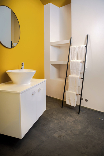 Bathroom 3, Gloria Suites Hotel by Succeed, Lisbon