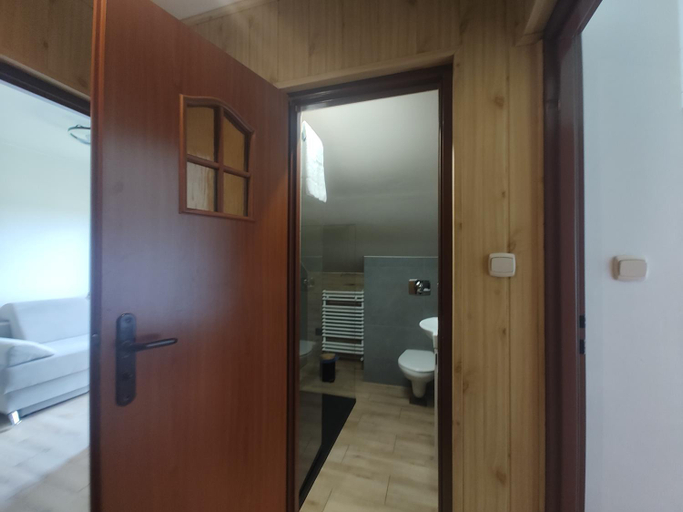 Others 4, Noclegi nad Solina, Lesko