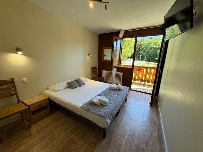 Bedroom, Village Club Les Cimes du Leman-Neaclub, Haute-Savoie