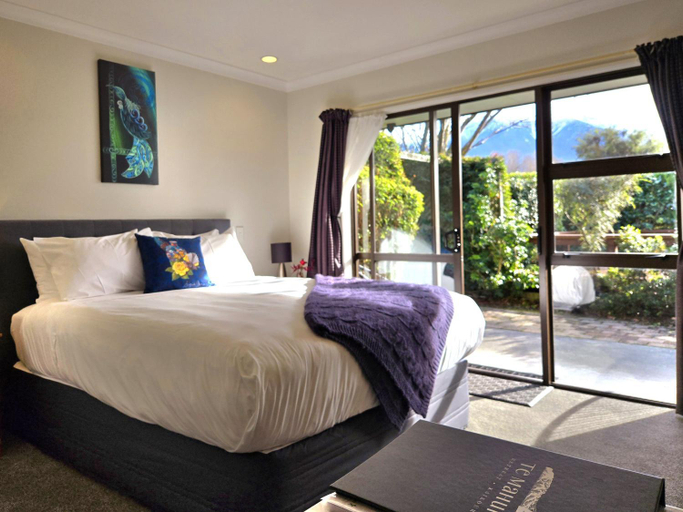 Bedroom 2, Ardara Lodge Bed & Breakfast, Kaikoura