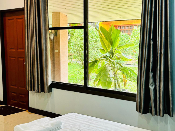 Bedroom 2, Suan Maitrichit Resort, Khlong Sam Wa