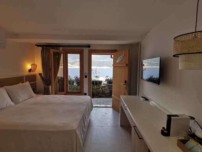 Bedroom 2, Peninsula Gardens Hotel, Kaş