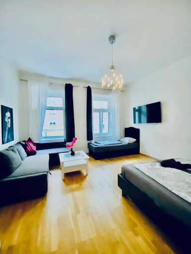 Room 5, 2BR Apartment Close to Stadthalle, Wien