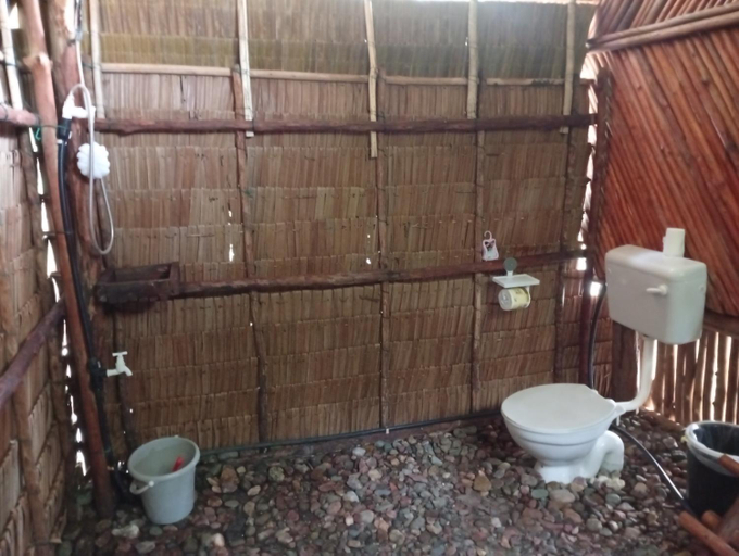 Bathroom 3, Tammoyo Place, Kudat